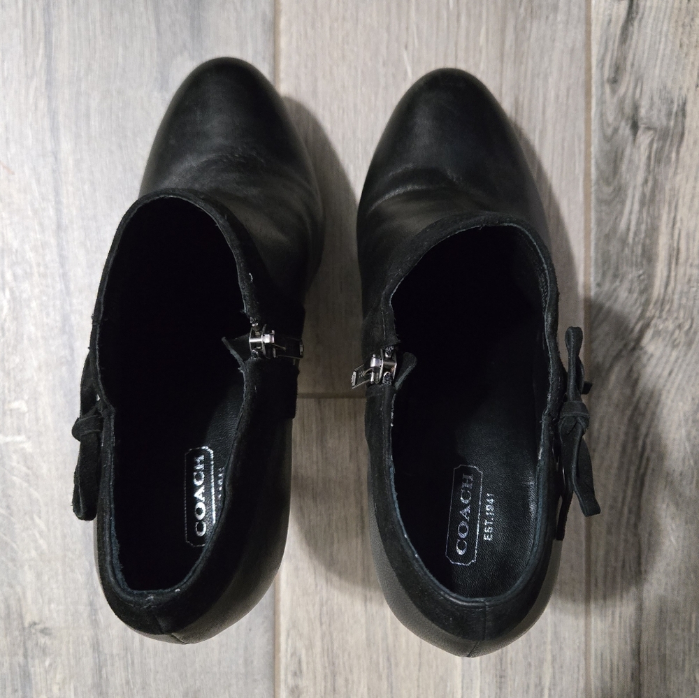 Coach Beatrice low ankle bootie heels,  size 8.5 women's - Picture 8 of 15